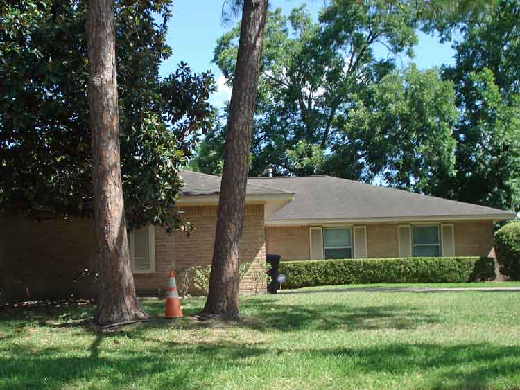 This home owner can sell his house fast to a home buyer company.